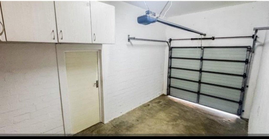 3 Bedroom Property for Sale in Winterstrand Eastern Cape